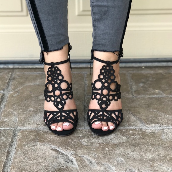 Geometric Cutouts Retro Block Heel Sandal - Picture 2 of 5